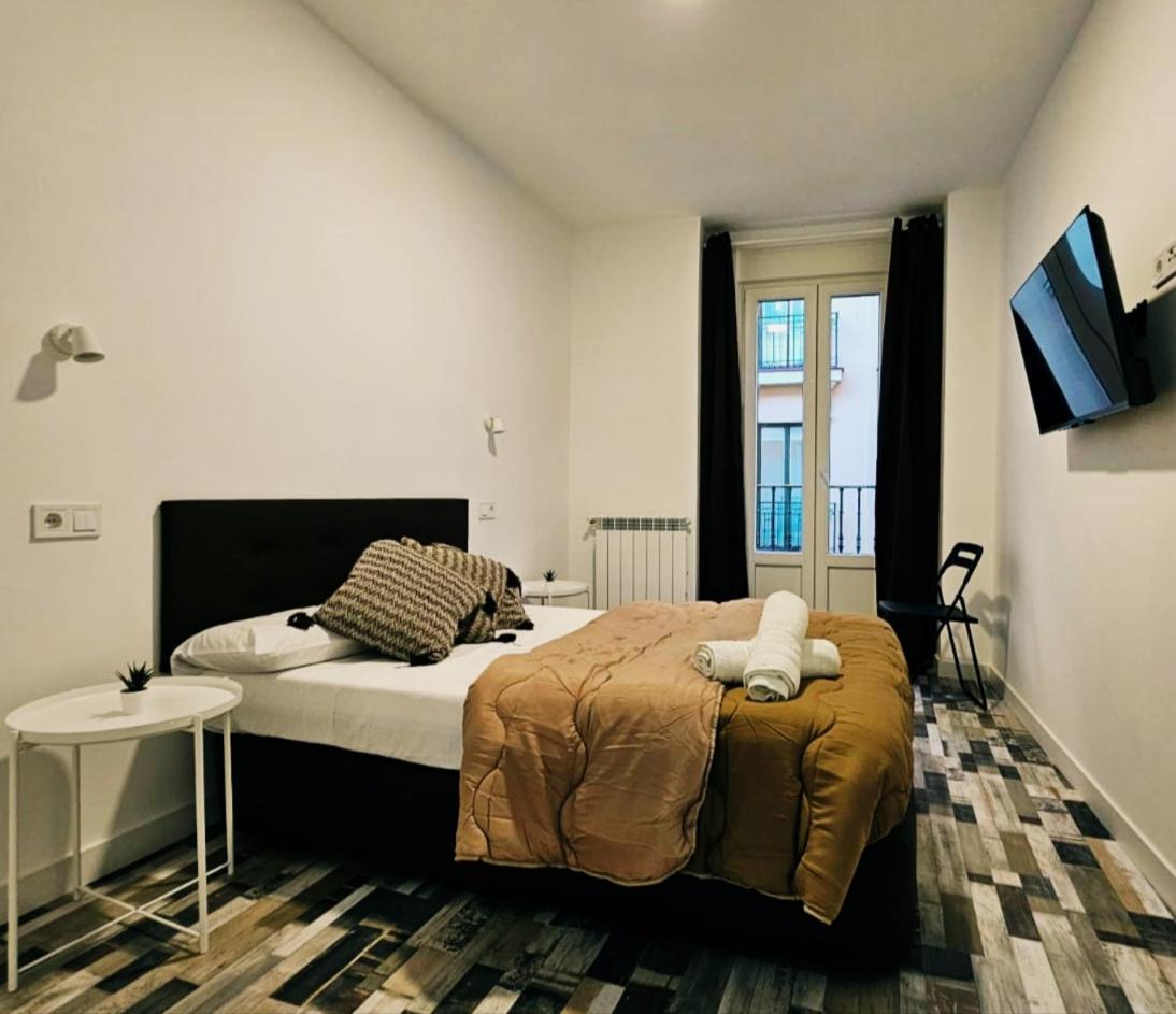 Hostal Andrea Granvia Madrid Exterior foto